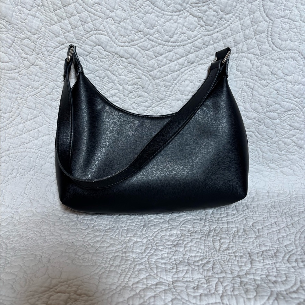 Elegant Black Women's Shoulder Bag